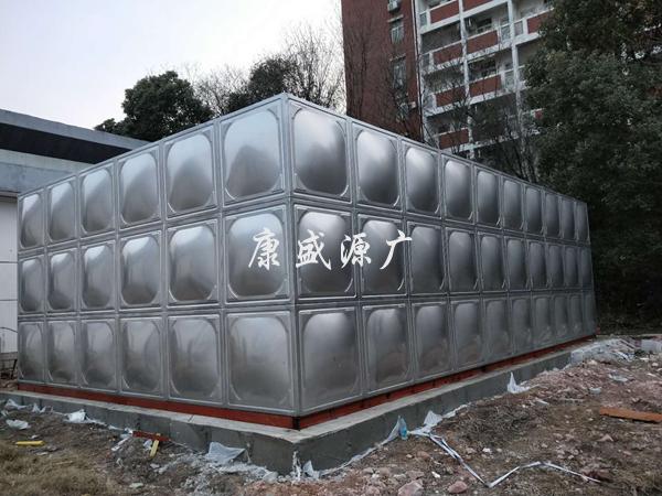 武汉304不锈钢水箱的正确使用介绍
